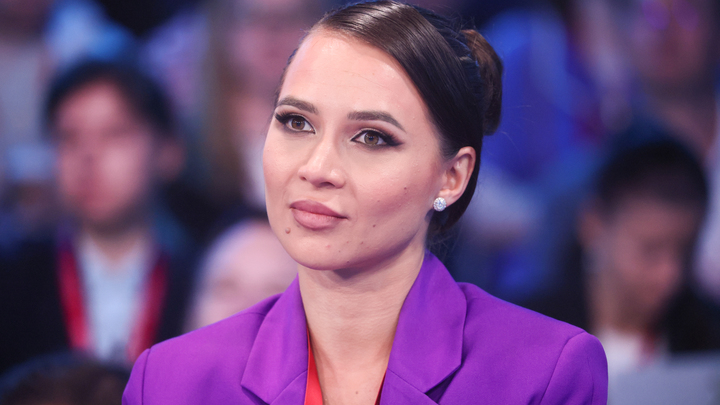 Блогер Валерия Чекалина нарушила условие домашнего ареста
