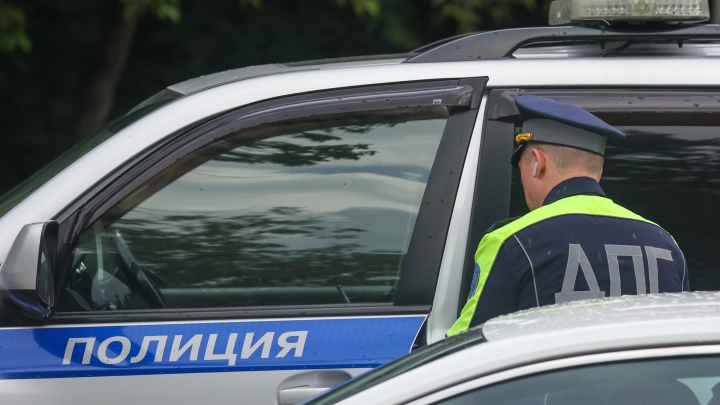 В Балашихе пьяный мигрант протаранил два автомобиля и бросался на полицейских