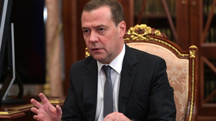 Дмитрий Медведев назвал 5 дальнейших шагов Зеленского, которые он предпримет для сохранения власти