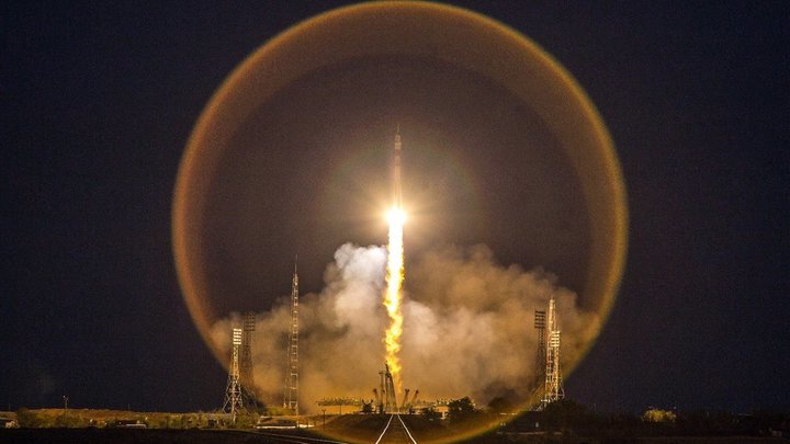 Россия запустила корабль с новым модулем Причал к МКС