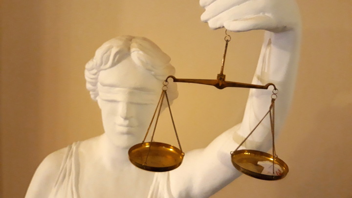 В Туапсе экс-начальницу налоговой службы приговорили к 10 годам тюрьмы за взятку в 4,5 млн рублей