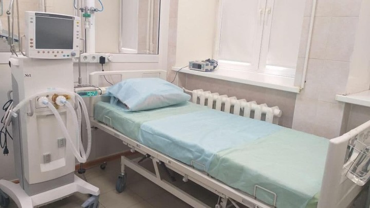 Критической отметки достигла загруженность больничных кроватей в красных зонах Ростовской области