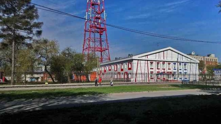 Новосибирскую телебашню покрасят двумя цветами за 6,8 млн рублей