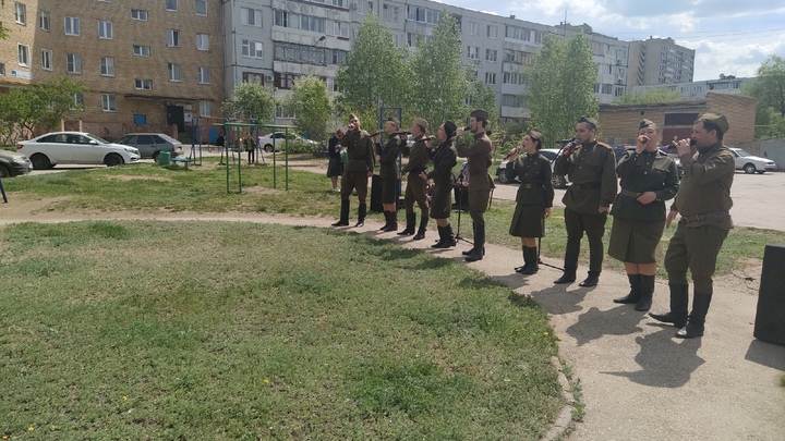 В тольяттинских дворах прошли праздники Великой Победы