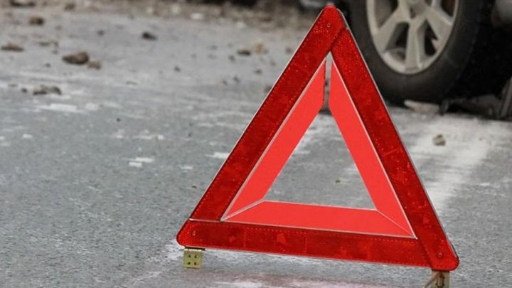 В Самаре водитель иномарки сбил сотрудника ГИБДД