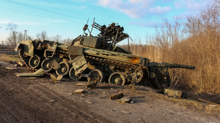 RS: Киев будет воевать в окруженном Красноармейске до последнего украинца