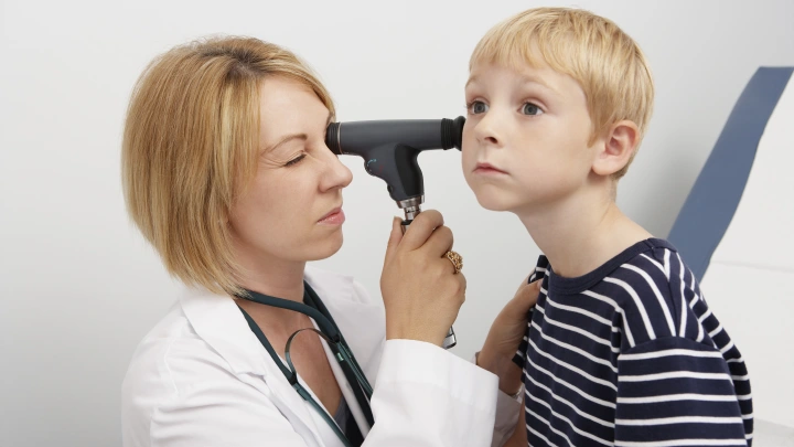 Как семечко едва не превратило школьника из Армавира в обладателя живого дерева в ухе