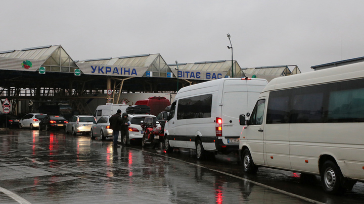 Украинские пограничники сообщили о попытке 12 тысяч мужчин сбежать из страны