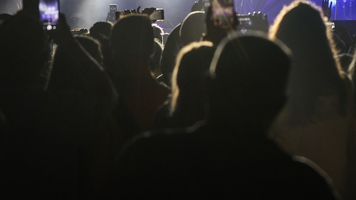 Рэпер упал во время концерта и умер спустя несколько минут