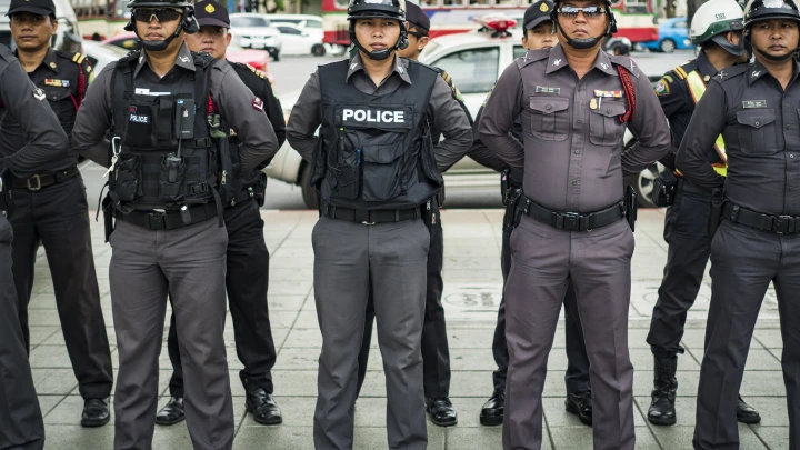 Жертва насилия в Таиланде перехитрила преступника и помогла задержать его