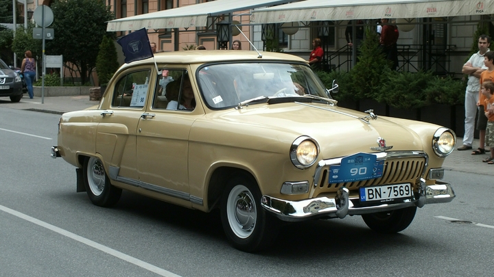 Spiegel раскрыл план австрийского бизнесмена по восстановлению русского автопрома