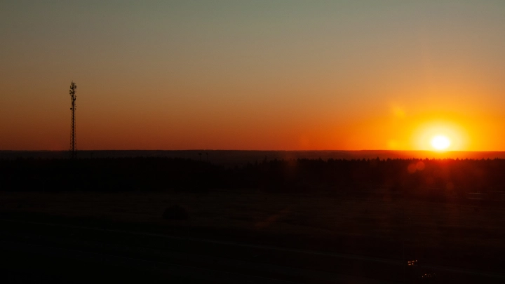 Двойной удар: астрономы предупредили о движущихся к Земле облаках плазмы