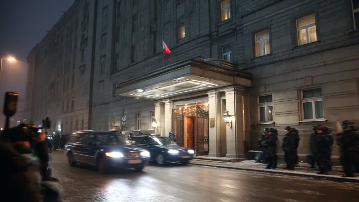 Поможет ли НАТО Польше при нападении: Сикорский засомневался