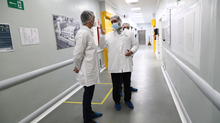 К Новому году угомонится? Роспотребнадзор оценил сроки стабилизации ситуации с COVID в стране