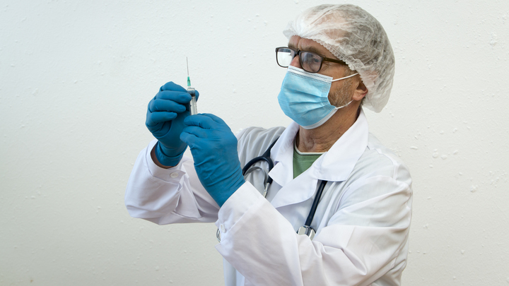 Европа дала добро на русскую вакцину. Посредников оговорили отдельно