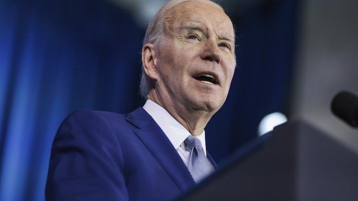 Вместо истребителей - вертолёты: США затеяли странный обмен. В плюсе только Киев?