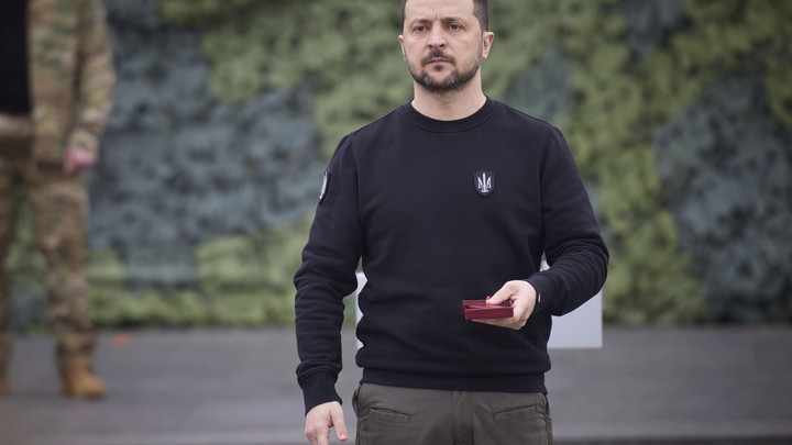 Завод АЗОМ в Бахмуте, куда приезжал Зеленский, под контролем Вагнера - источник