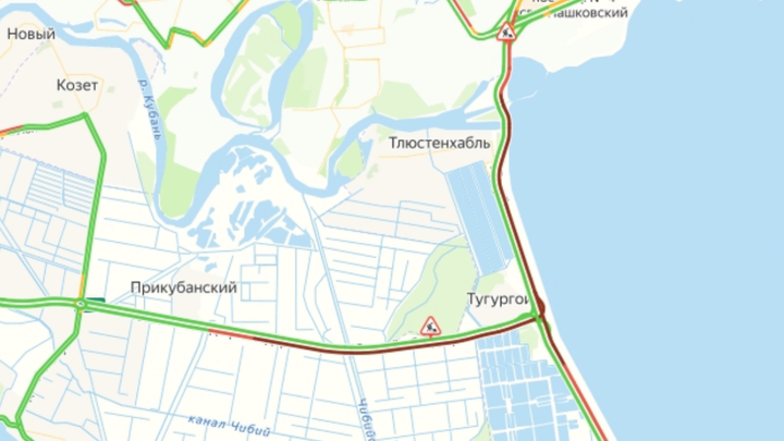 Под Краснодаром на трассе М-4 Дон образовалась гигантская пробка