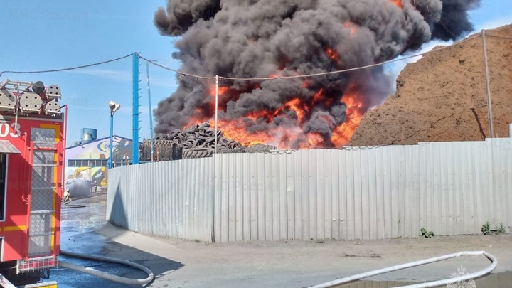 Смог от пожара на складе в Дзержинском дошёл до других округов Подмосковья