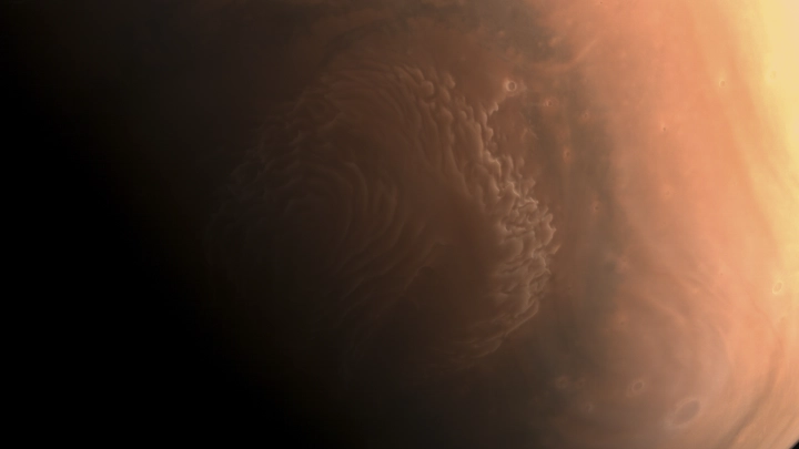 Участник секретного проекта заявил о гигантской пирамиде с людьми на Марсе