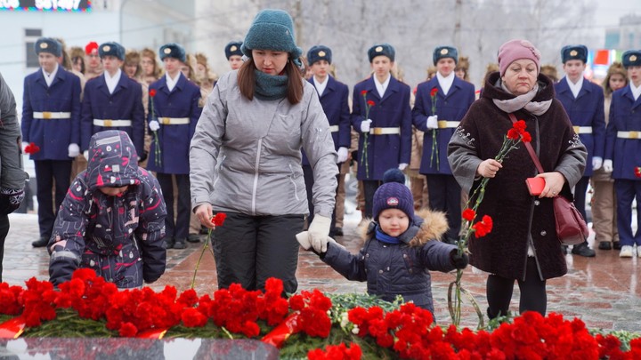 День Неизвестного солдата в Ивановской области отметили не только возложением цветов