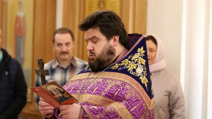 Священник рассказал, как безопасно крестить младенцев зимой