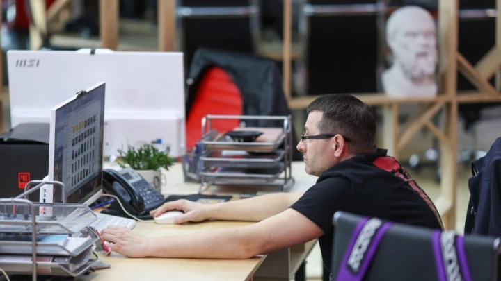 Минтруд: В 2026 году с распределением праздников проблем не будет