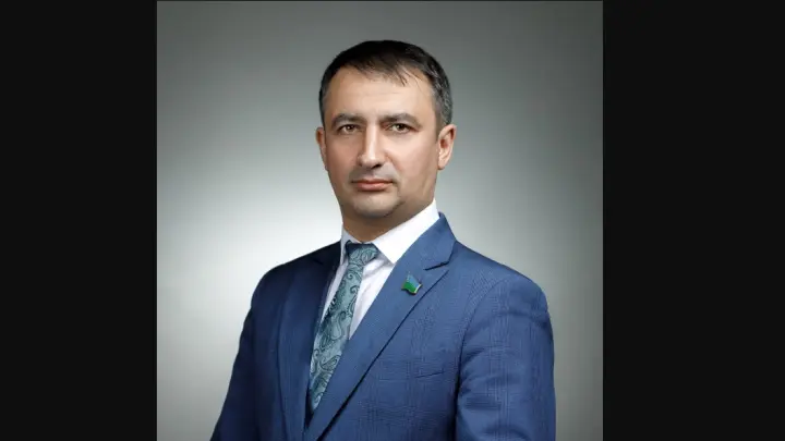 Назвавший Сибирь исторической родиной мигрантов депутат Таги-Заде покинул Россию