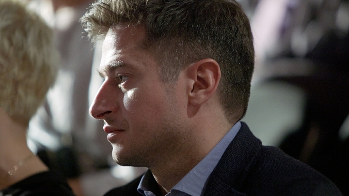 Всё компактно и уютно: актёр Иван Стебунов побывал на пункте отбора на контрактную службу в Москве