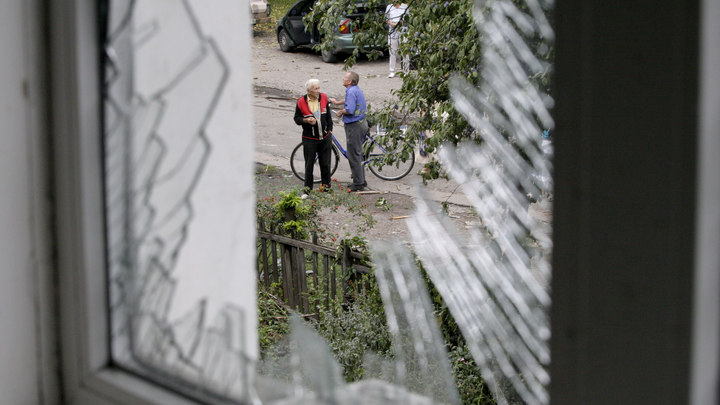 ВСУ ударили по Горловке: Мощный взрыв на заводе попал на видео