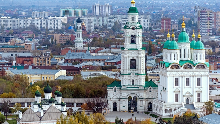 Помнить историю, но не подменять. О тонкой грани в споре вокруг памятника Ивану Грозному напомнил историк Музафаров