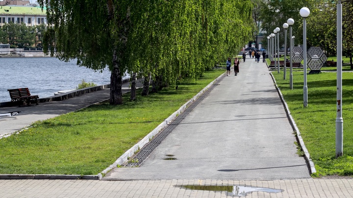 Благоустройство возле 3-го корпуса НГТУ завершилось