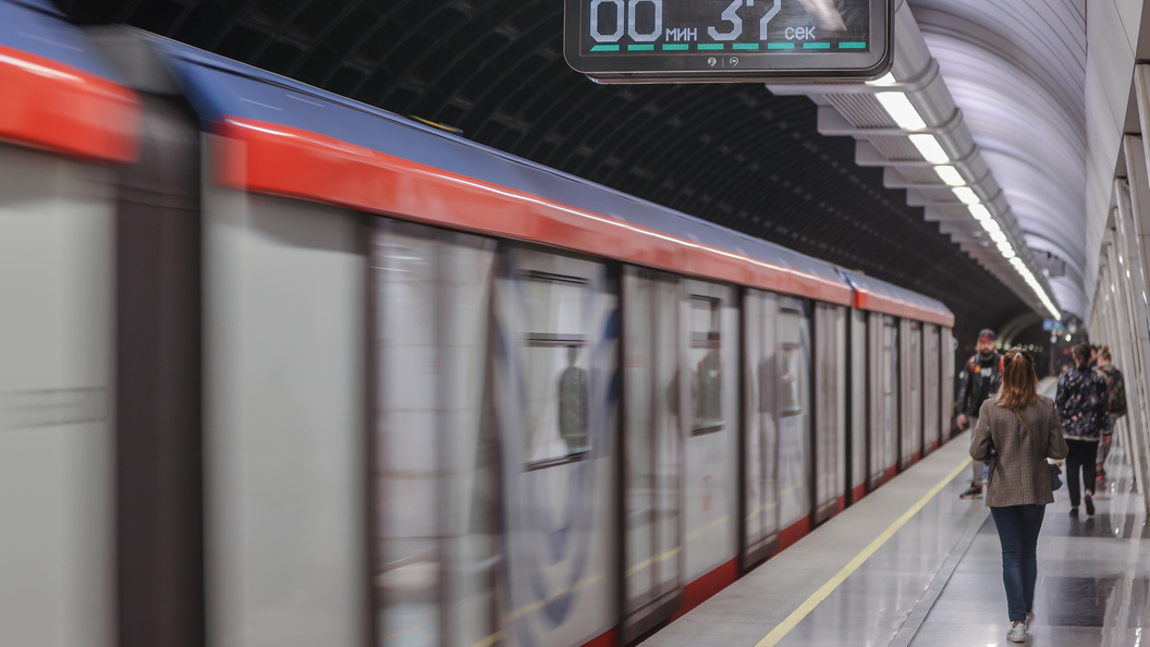 Движение на «серой» ветке московского метро восстановлено