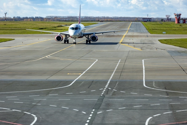 Сразу пять инцидентов с самолётами Sukhoi Superjet 100 произошли 24 ноября