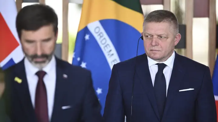 Фицо обвинил Зеленского во вмешательстве в дела страны