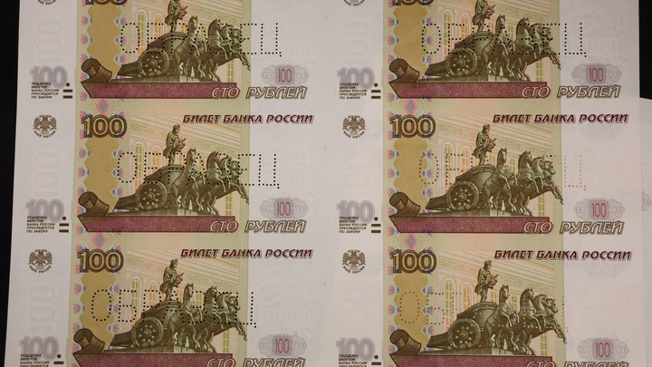 Новосибирские коррупционеры получили в 2024 году 232 млн рублей взяток