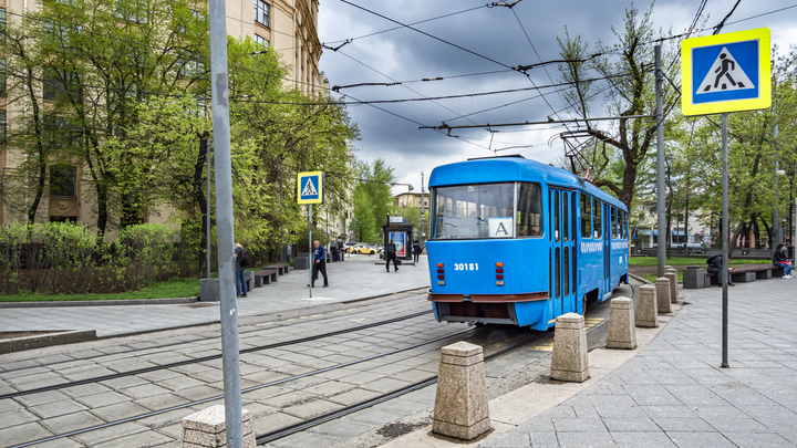В Иркутске трамвай с отказавшими тормозами устроил массовое ДТП