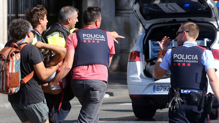 Теперь и Барселона. Или почему европейцев вынуждают играть в русскую рулетку