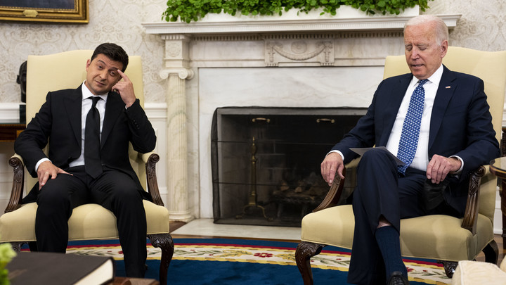 Что первым сказал Байден Зеленскому: Глава МИД Украины вспомнил спросонья