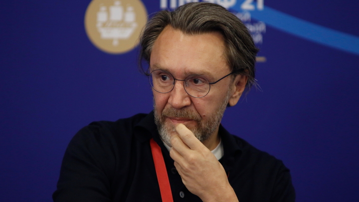 Шнуров с негодованием опроверг слухи о поездке в Донбасс