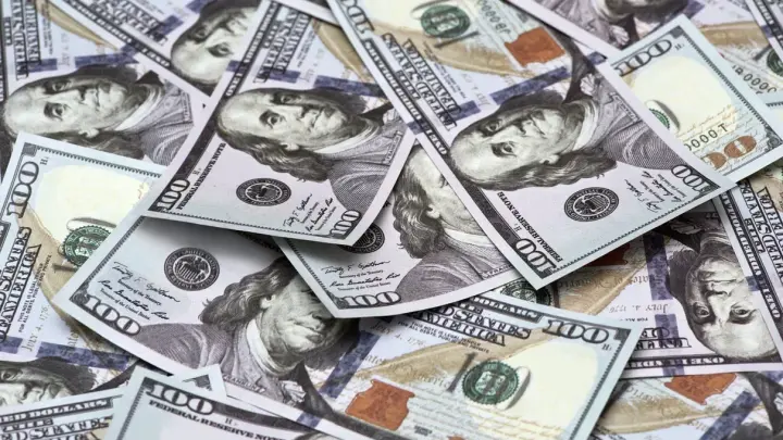 Житель США выиграл в лотерею миллион долларов после покупки жареной курицы