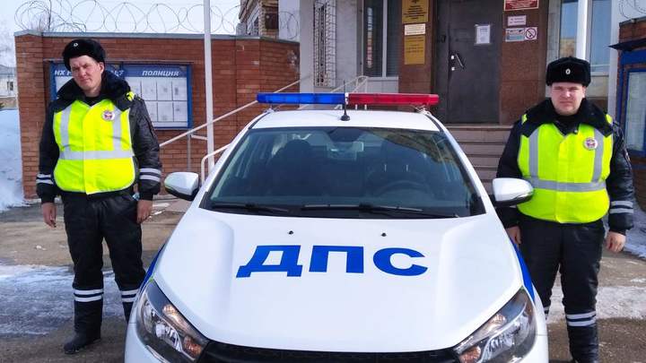 Нашли в 30 километрах от дома: В Самарской области сотрудники полиции спасли девочку – подростка