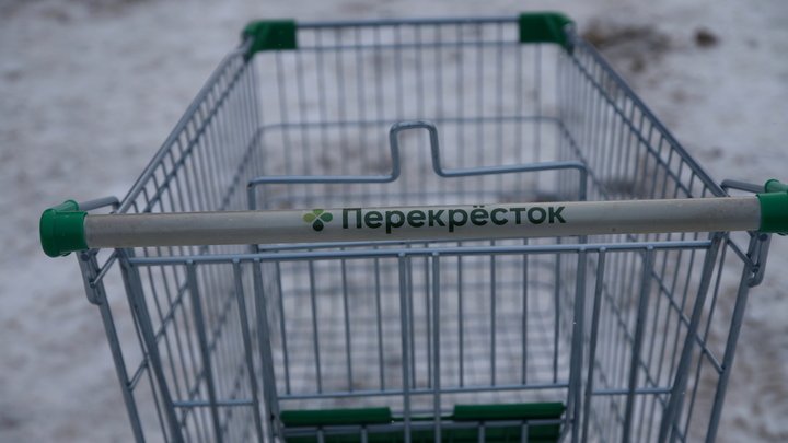 MASH: В московском «Перекрестке» пропали паспорта делегации запрещенного «Талибана»*