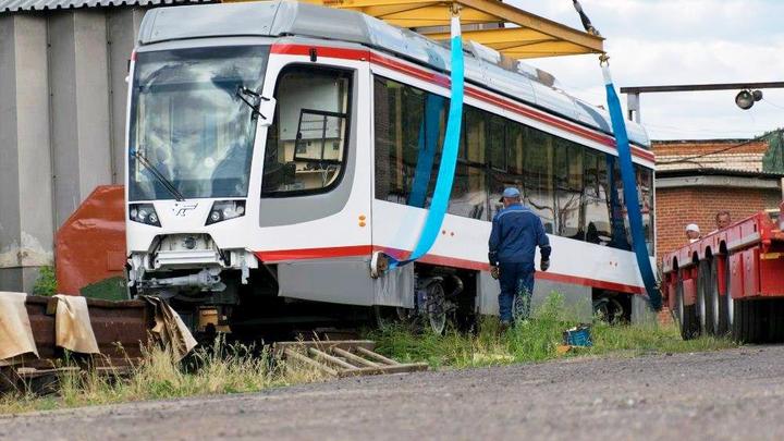 В Краснодар из Челябинской области отправили новые трамваи