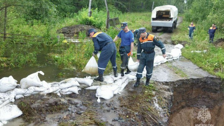 Срочно покинуть дома: большая вода угрожает жителям Магнитогорска