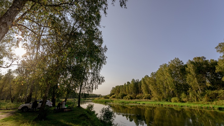 В Нязепетровске школьник утонул, упав с надувного матраса