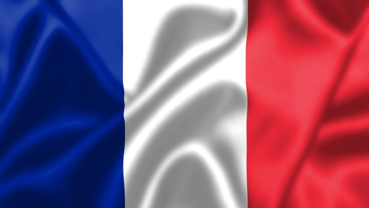 Politico: Премьер-министр Франции Байру подписал себе смертный приговор