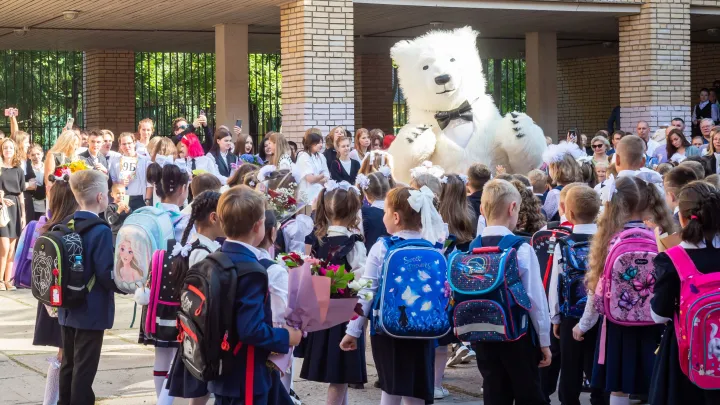 Девочку-репатриантку с 5 по русскому не приняли в школу по итогам экзамена по языку
