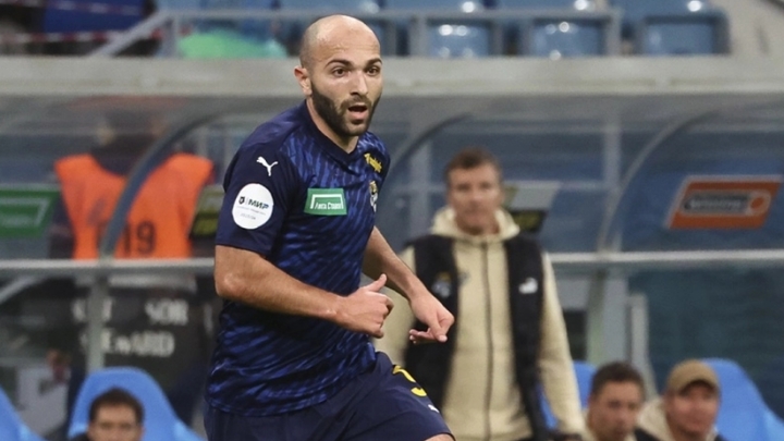 Нападающий Сочи Мелкадзе покинул команду