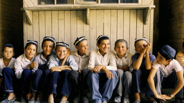 Американцы захватили школы Узбекистана: Там будут готовить майданных активистов